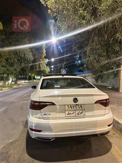ڤۆڵکسواگن جێتا